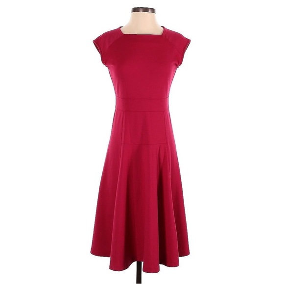 Lands’ End Elegant Fuchsia Pink Ponte Knit Cap Sleeve Midi Dress size M (10-12) - Picture 1 of 5